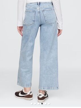 GAP High Waist Stride Light Wash Wide-Leg Ankle Jeans